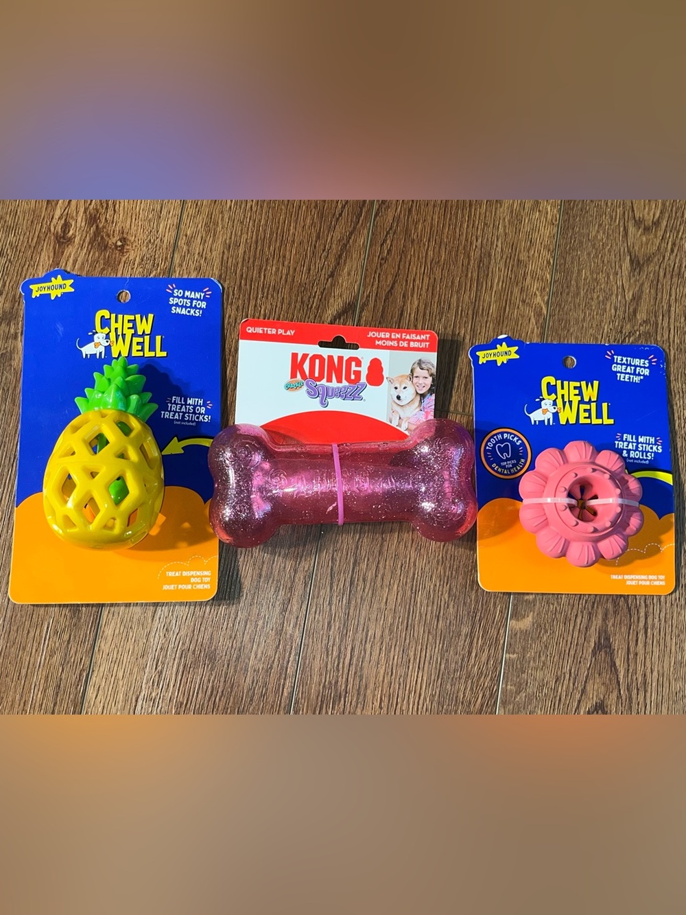 New Lot of 3 Dog Toys Kong & Chew Well Pineapple